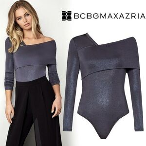 NEW BCBGMAXAZRIA
ASYMMETRIC OFF-THE-SHOULDER
BODYSUIT SIZE L